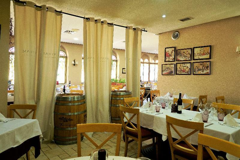 维瓦酒店 Griñón 外观 照片