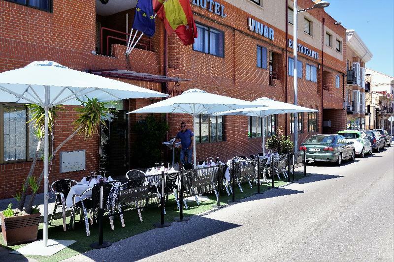 维瓦酒店 Griñón 外观 照片